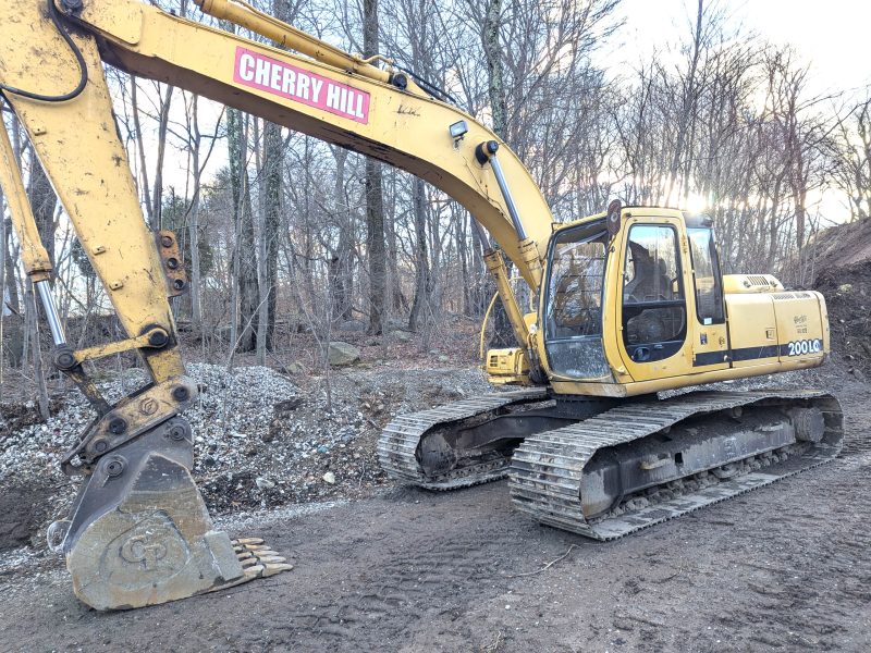1999 JOHN DEERE 200 LC 1999 JOHN DEERE 200 LC